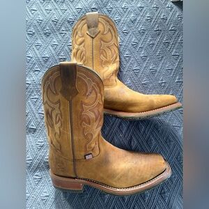 Double H Tan Western Boots with Embroidered Design
